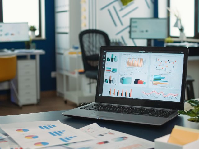 Flowyzer by 99x Providing transparency and delivery insights for software product engineering teams Flowyzer by 99x Providing transparency and delivery insights for software product engineering teams