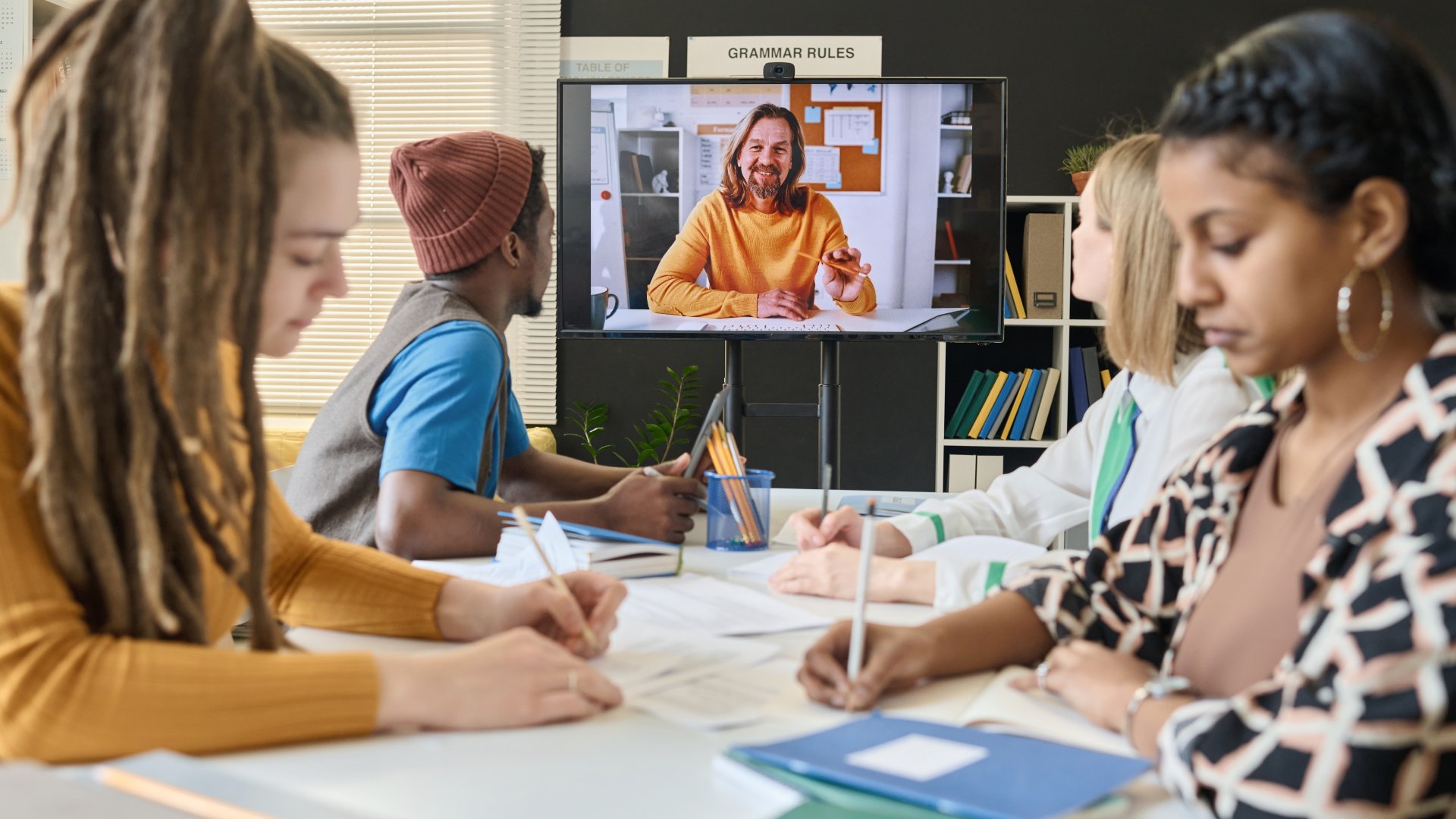 teacher-teaching-his-students-online-2023-11-27-05-18-04-utc teacher-teaching-his-students-online-2023-11-27-05-18-04-utc