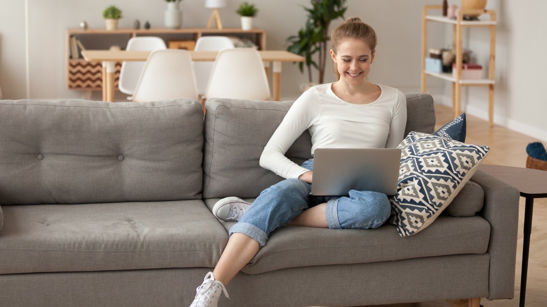 99x_-Optimizing-Furniture-Platform-Stability-&-Performance-with-Manual-and-Automated-Testing_Website 99x_-Optimizing-Furniture-Platform-Stability-&-Performance-with-Manual-and-Automated-Testing_Website