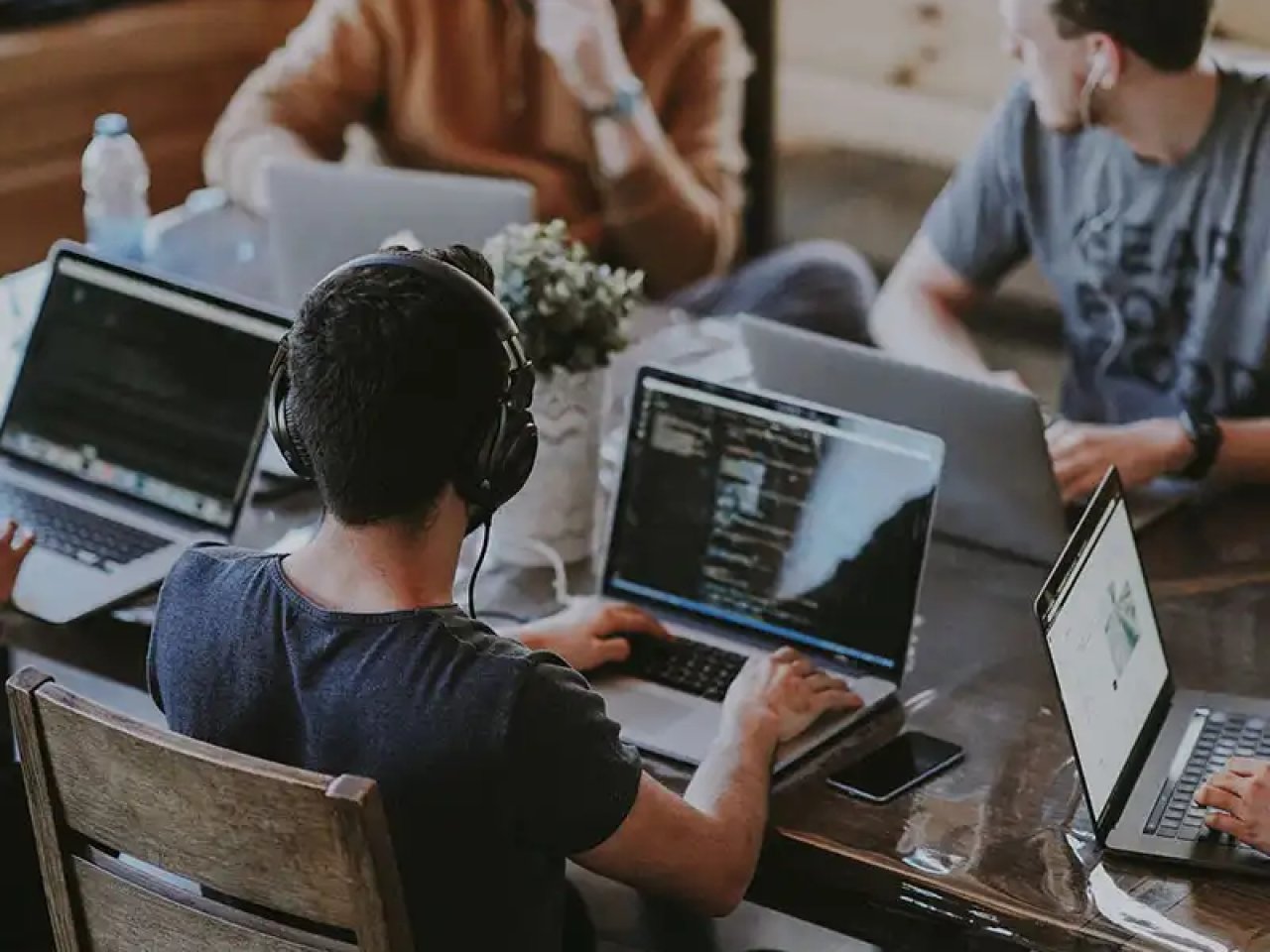 group-of-people-working-on-laptops